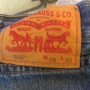 Men’s Levi Jeans
